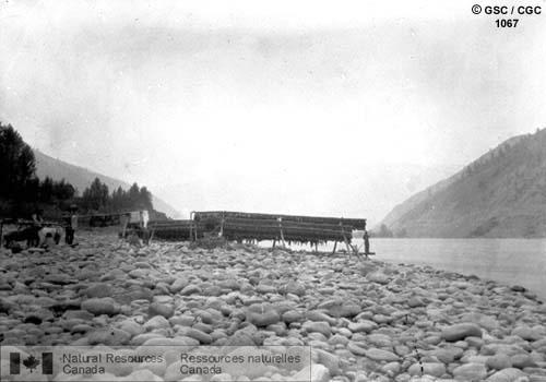 Photo 1067 : Un séchoir à saumons autochtone, Spences Bridge (Colombie-Britannique)