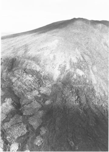 Photo 1991-312 : Mega Breccia Of 1991-311 In Fore Ground, Mary River No. 1 Iron Deposit At Top, Looking North
