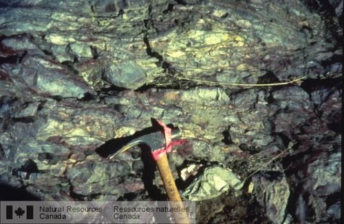 Photo 1999-016C : Jaspéroïde lité; gisement de Griffin, Nevada
