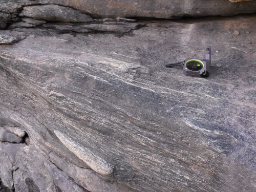 Photo 2014-052: L tectonite orthogneiss typical of the granitoid and gabbroid unit