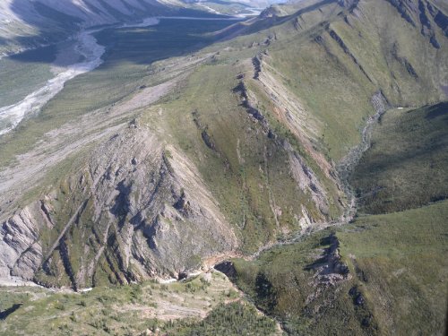 Photo 2019-271: Looking southeast at Little Dal Group, Coates Lake Group, and Twitya Formation strata in the hanging wall of the Plateau Fault