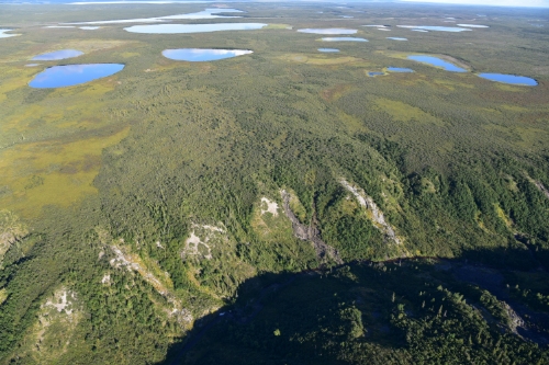 Photo 2020-211 : Active-layer detachments north of Inuvik, NT