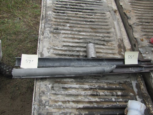 Photo 2020-663 : Split-spoon core sample from the stratigraphic borehole interval 55-57 ft