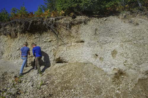 Photo 2021-221: Proximal rhyodacite pumice fallout deposited during the 2360 BP Plinian eruption at Mt. Meager