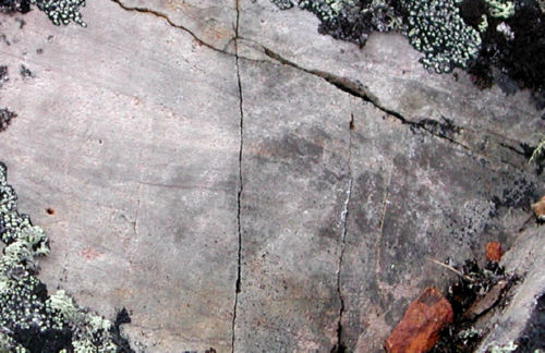 Photo 2022-428 : Fig. 14H. Low-angle cross laminae in outcrop of T4 pink-grey fine sandstone, east-central Naujatuuq Belt.