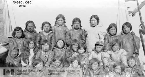 Photo 2813 : Enfants esquimaux, Fullerton (baie d'Hudson)
