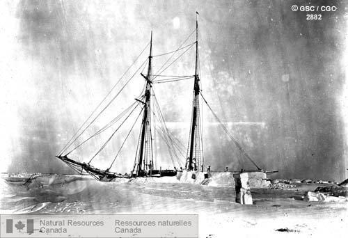 Photo 2882 : Le baleinier américain Era dans ses quartiers d'hiver, à pointe Fullerton, baie d'Hudson