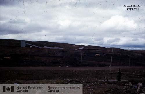 Photo KGS-741 : Mine à ciel ouvert à Burnt-Creek, Labrador Iron Mining, en 1956
